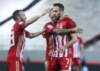 ΟΛΥΜΠΙΑΚΟΣ – ΑΣΤΕΡΑΣ ΤΡΙΠΟΛΗΣ 3-0: Ανέβασαν στροφές από το 60’ και μετά και με σκόρερ τους Φορτούνη και Μασούρα πήραν το πρώτο τρίποντο της σεζόν οι «ερυθρόλευκοι»