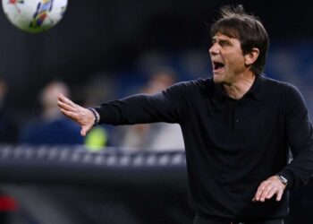 Νάπολι: Οι φίλαθλοι του συλλόγου επιθυμούν διακαώς τη παραμονή του Αντόνιο Κόντε [vid]